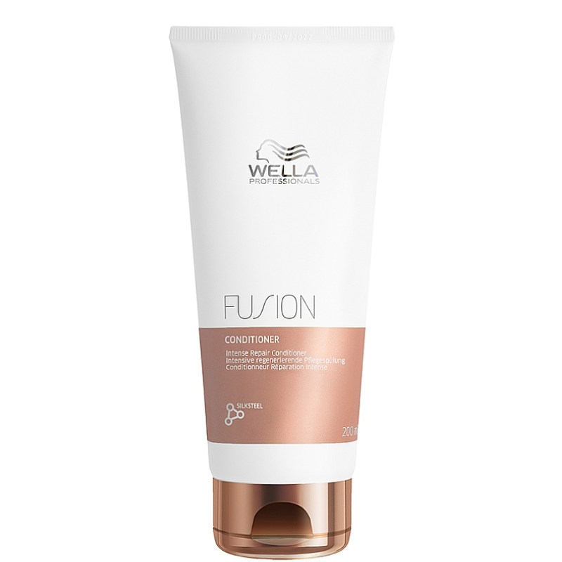 Dầu xả Wella Fusion giúp tóc chắc khoẻ và mềm mượt 200ml