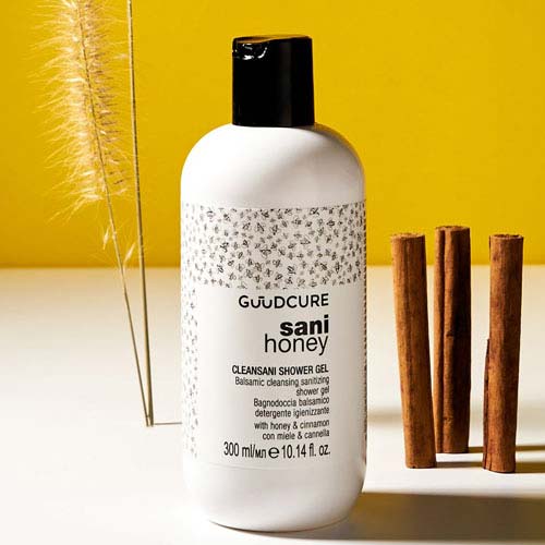 SỮA TẮM GUUDCURE THANH LỌC KHÁNG KHUẨN VÀ DƯỠNG DA 300ML SỮA TẮM GUUDCURE THANH LỌC KHÁNG KHUẨN VÀ DƯỠNG DA 300ML